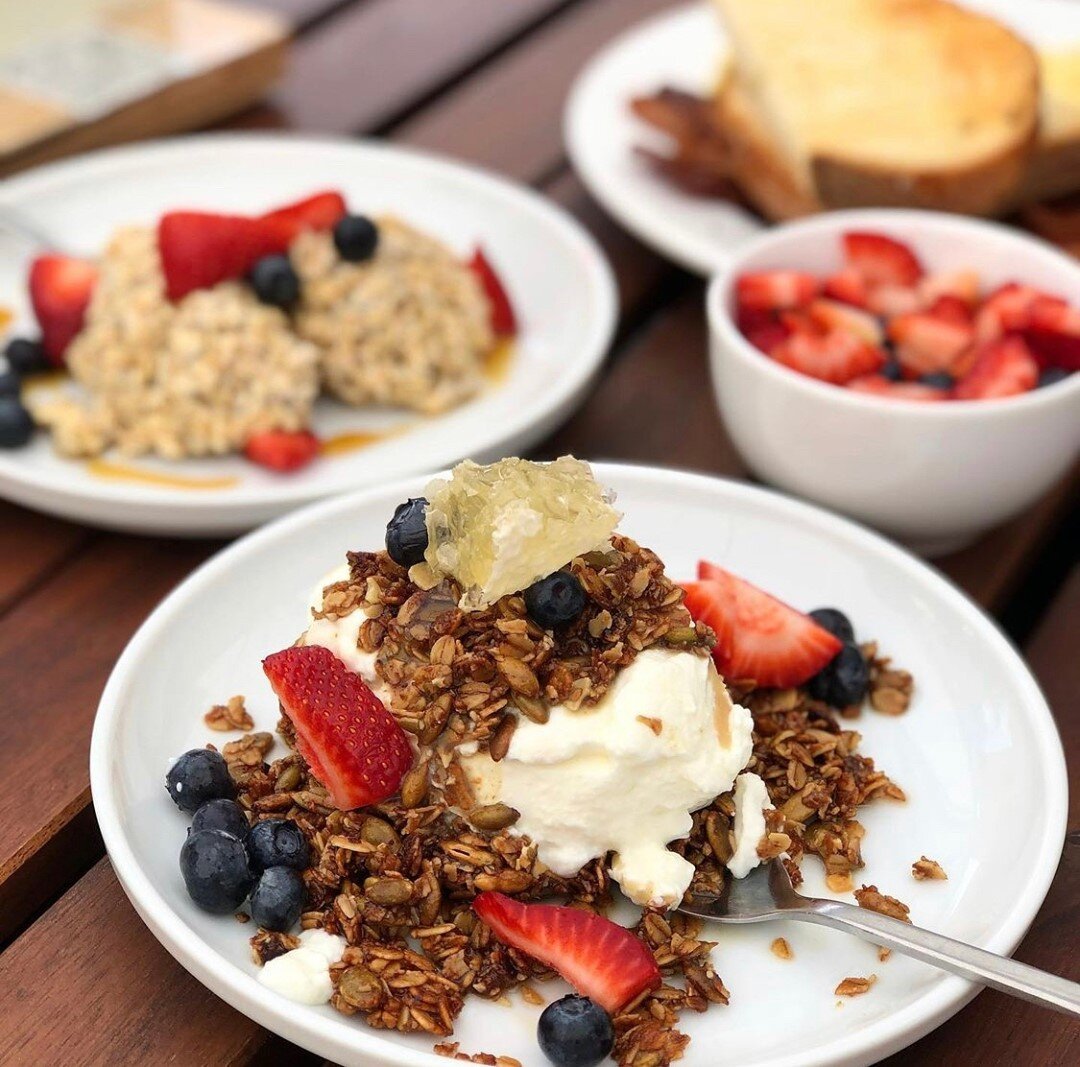 🍓Join us for brunch from 9-2pm and try our yogurt parfait with house made granola, honeycomb, and berries. Or our overnight oats with oat milk, chia seeds, maple, and berries 🫐💕⁠
⁠
📸: @chaaghombay⁠
🍽️ The Patio is open Wed-Sun, 9am-8pm. Happy hour 2-5pm, 2-3pm serving happy hour only.⁠
🎟️ See our upcoming shows &amp; tickets on our website, link in bio!