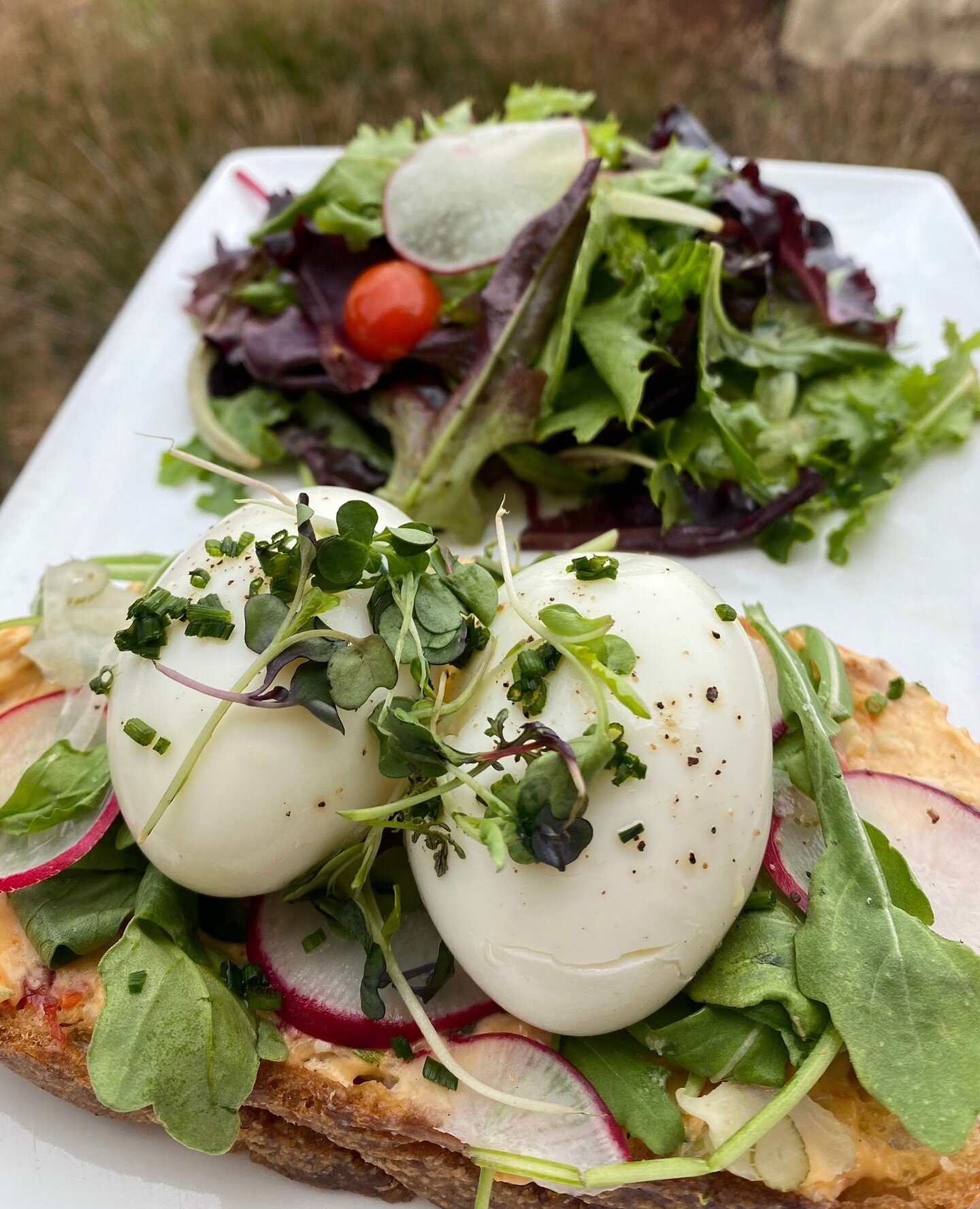 Get Sunday brunch on The Patio today and order an amazing pepper toast 🍞🥚✨ A toasted piece of Macrina sourdough topped with pepper cheese schmear, two soft boiled eggs, radish, pickled fennel, and herbs served with a refreshing side salad. ⁠
⁠
🍽️ The Patio is open Wed-Sun, 9am-8pm. Happy hour 2-5pm, 2-3pm serving happy hour only.⁠
🎟️ See our upcoming shows &amp; tickets on our website, link in bio!